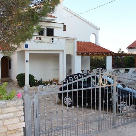 Apartments Merica Novalja Bagian luar foto